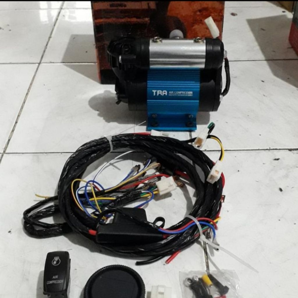 TRA Air Compressor CKMA12 Kompresor Air Locker