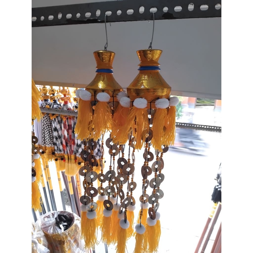 Gantungan Salang Pis Bolong Bali
