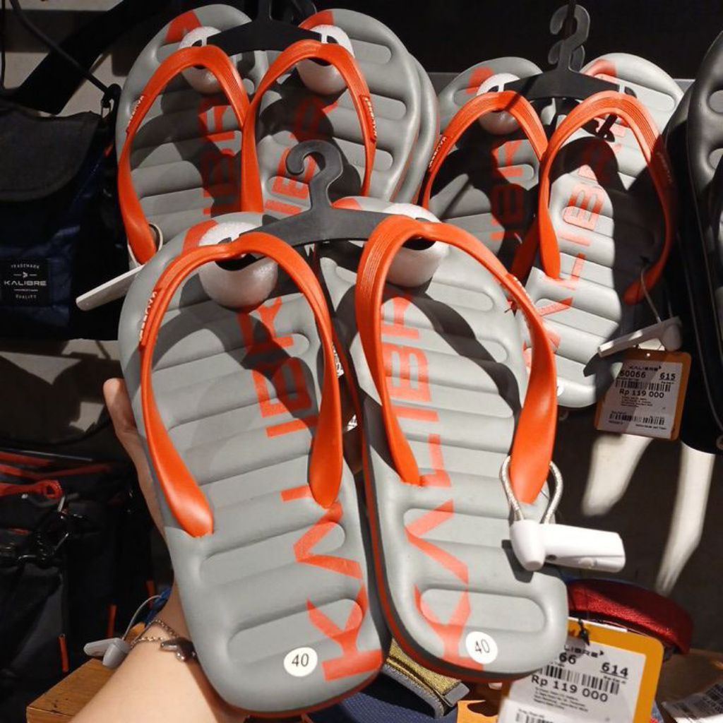 KALIBRE SANDAL JEPIT TROPIC