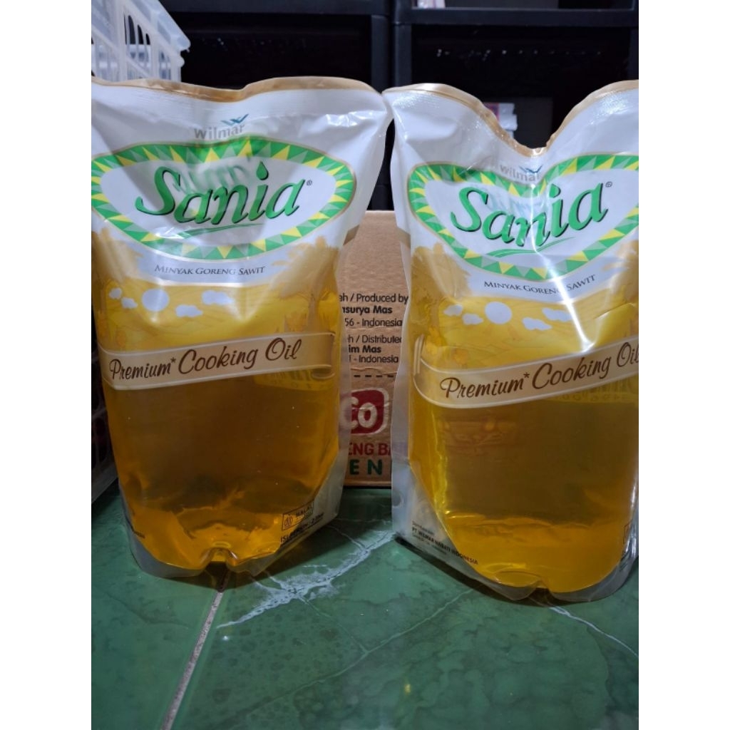 

MINYAK GORENG 2LITER/GOSEND ONLY