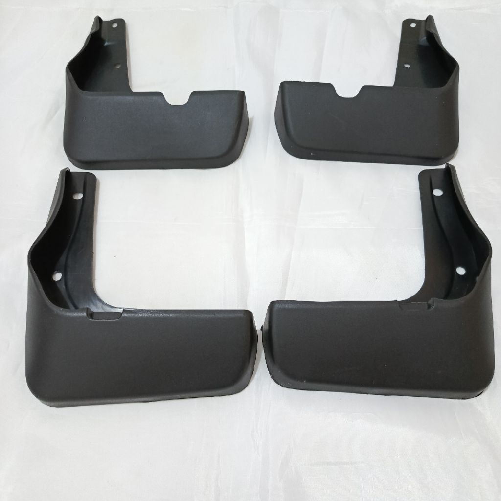 KARPET LUMPUR RODA / MUD GUARD TOYOTA AVANZA VELOZ 2012-2021 PELINDUNG LUMPUR AVAZAN VELOZ