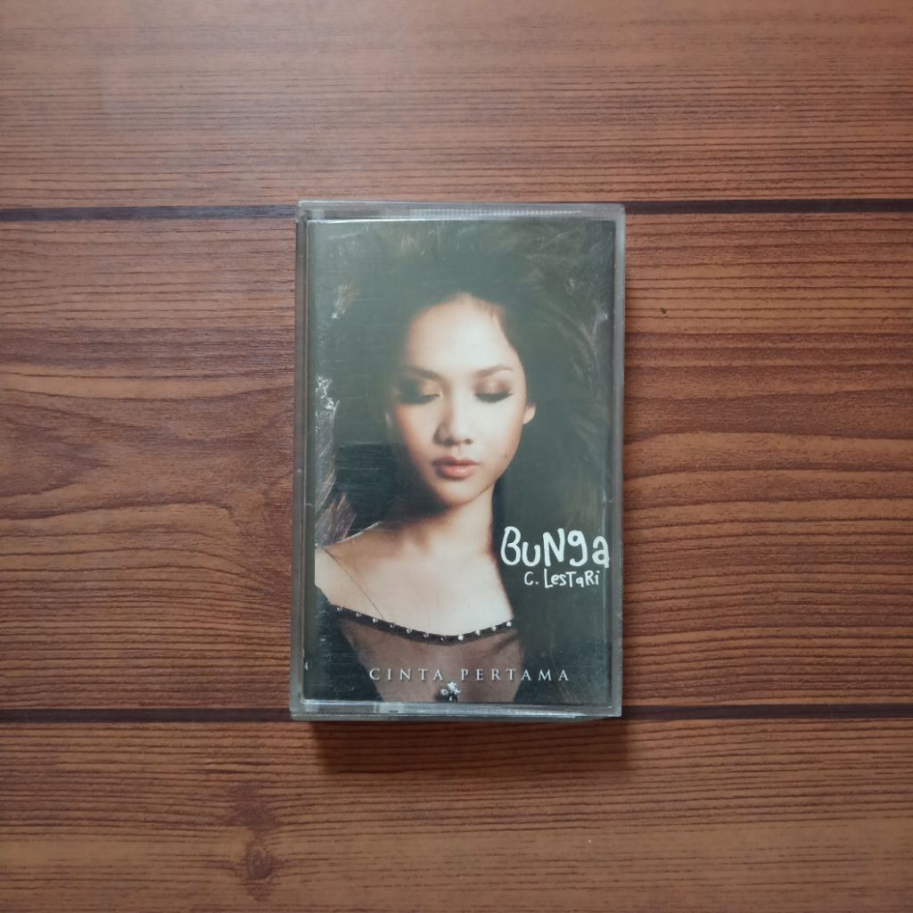 Kaset BUNGA CITRA LESTARI Cinta pertama