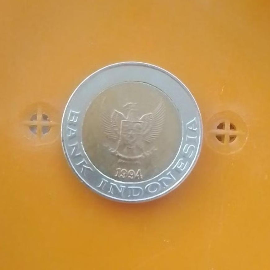 UANG KUNO KOIN 1000 RUPIAH KELAPA SAWIT TAHUN 1994