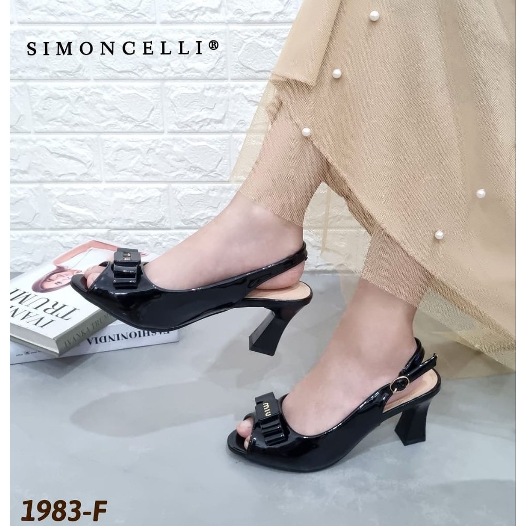 PANSUS WANITA BUKA DEPAN TALI BELAKANG (SLINGBACK) TAPAK HELLS MOTIF GLOSSY (KULIT) SIMONCELLI IMPOR
