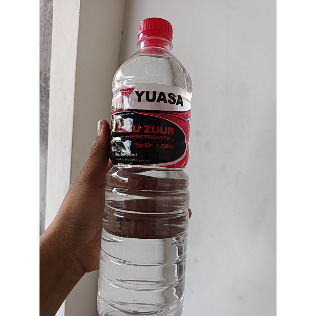 Air Zuur Air Aki Zuur Yuasa 1 liter merah