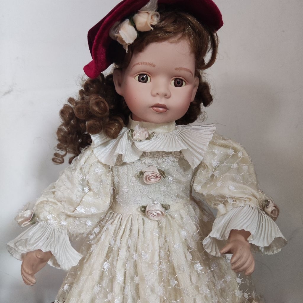 Chic French Parisian Porcelain Doll Boneka Porselen Keramik Vintage