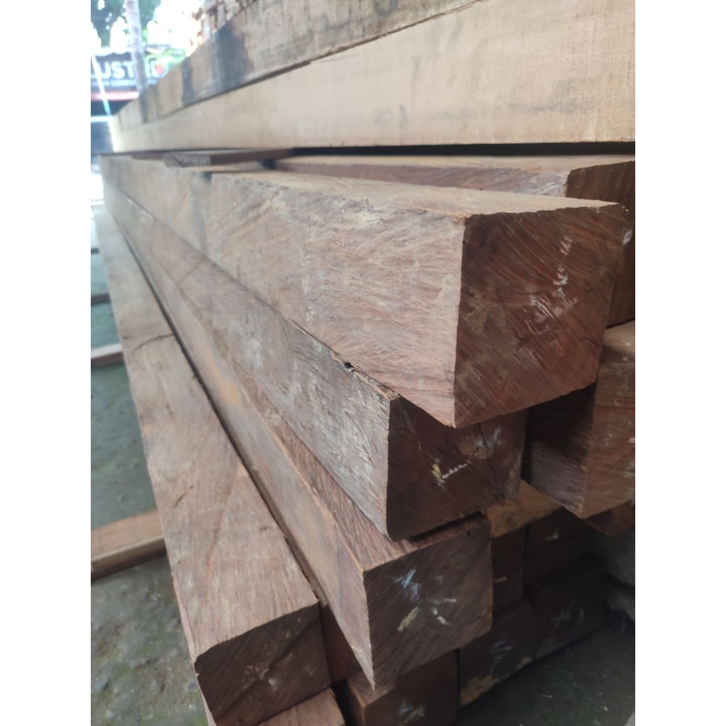 BALOK KAYU ULIN RUSTIC ASLI KALIMANTAN 10x10 x 400 cm