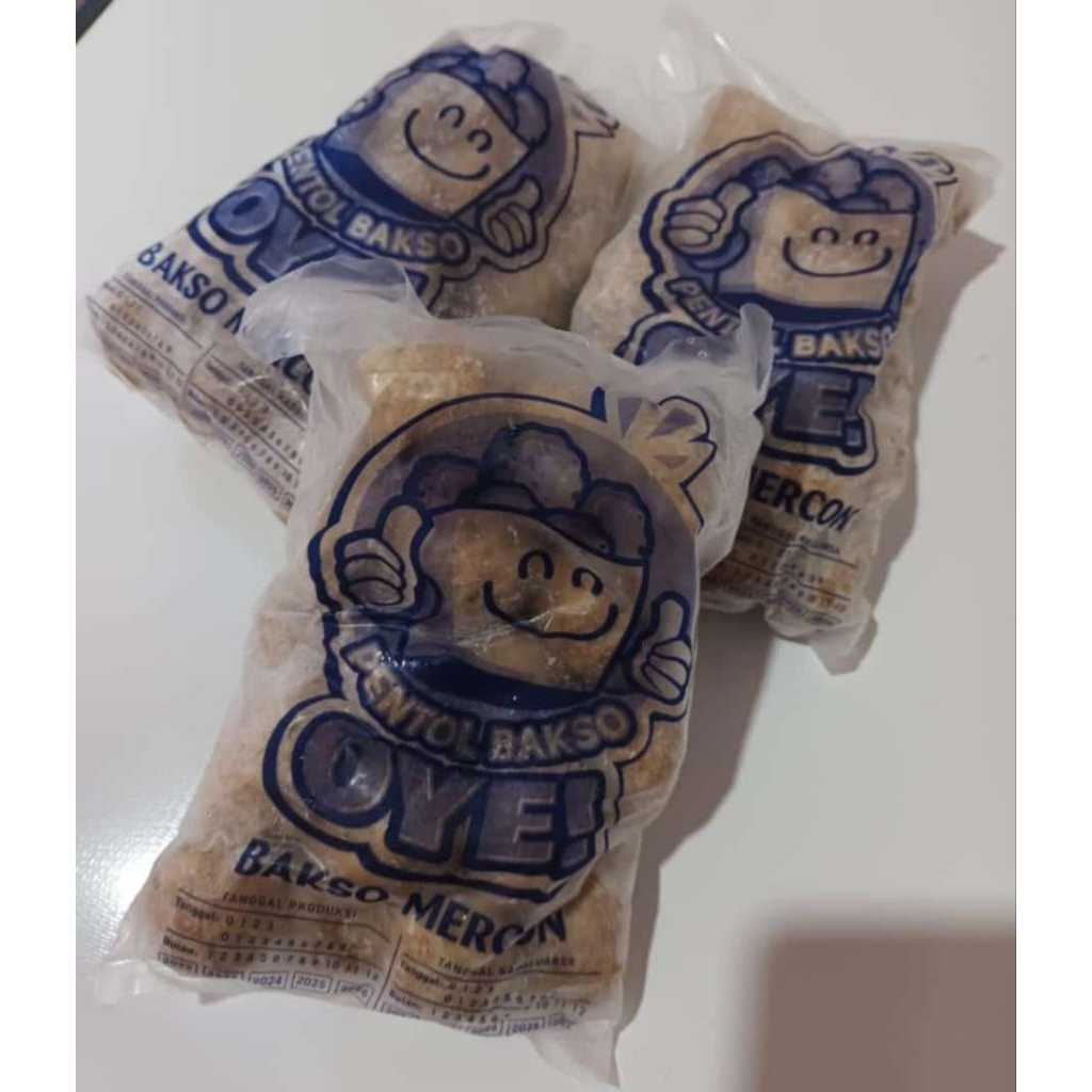 

PENTOL BAKSO OYE VARIAN PEDAS MERCON(ISI CABE) GRAM ISI 25BUTIR FROZEN FOOD