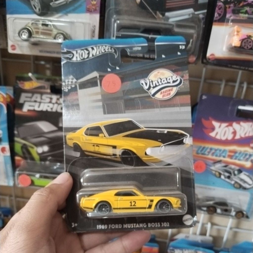 ford mustang boss vintage chase