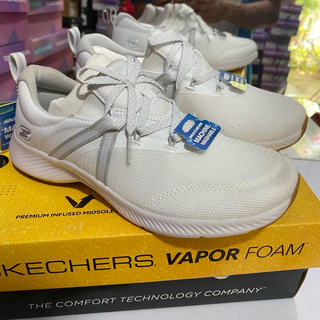 Size 37 Sepatu Skechers Original slip On Vapor Foam Women