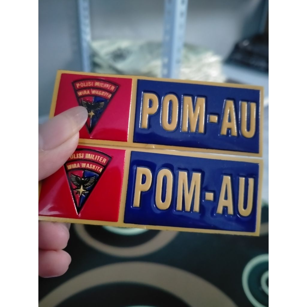 stiker Embos Nopol POM-Au logo waskita Sepasang
