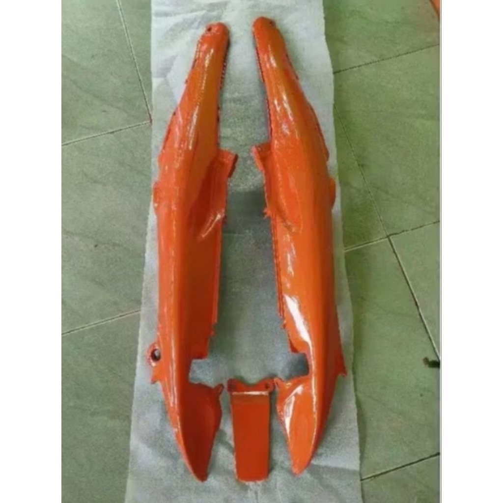 cover body Jupiter Z lama/old warna orange