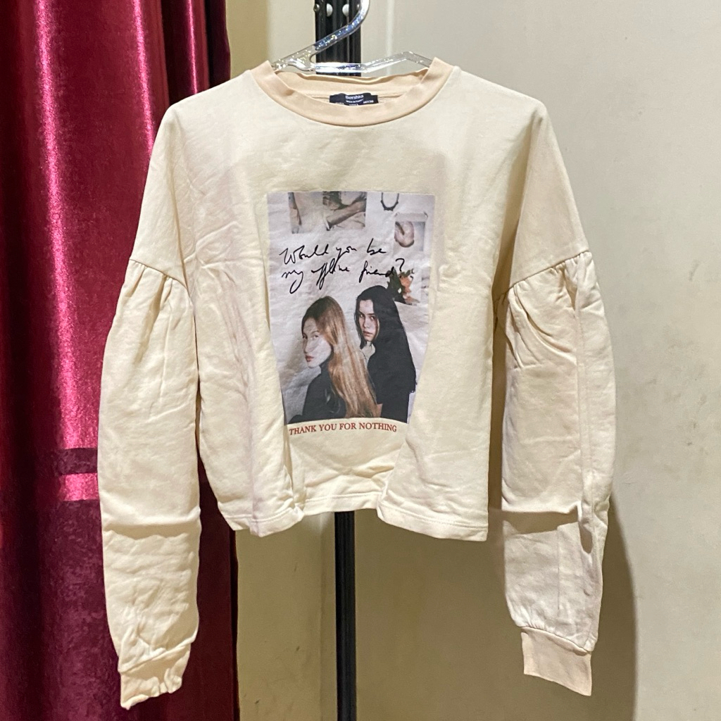 Preloved crewneck bershka crop oversized