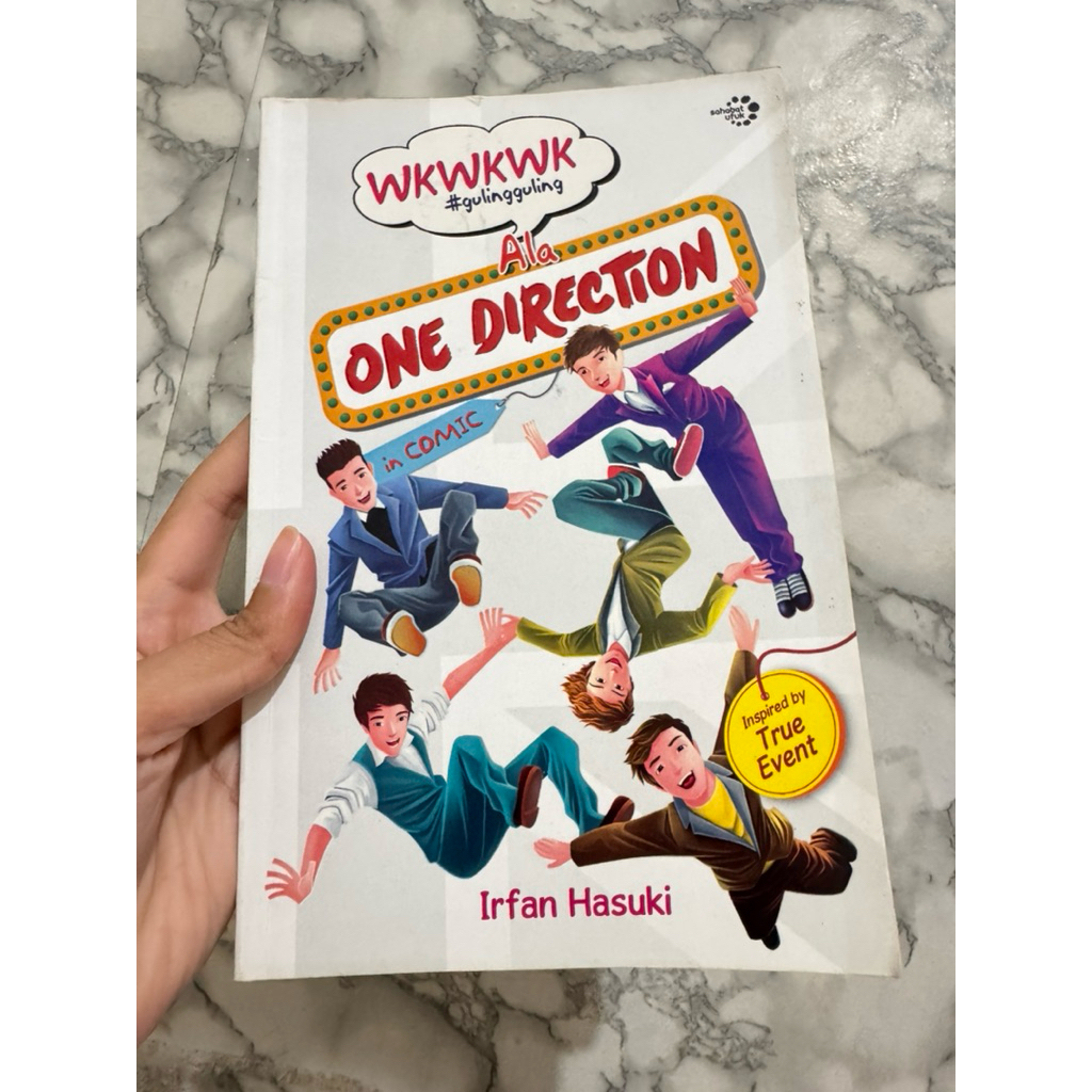 Preloved buku WKWKWK #gulingguling ala One Direction in Comic