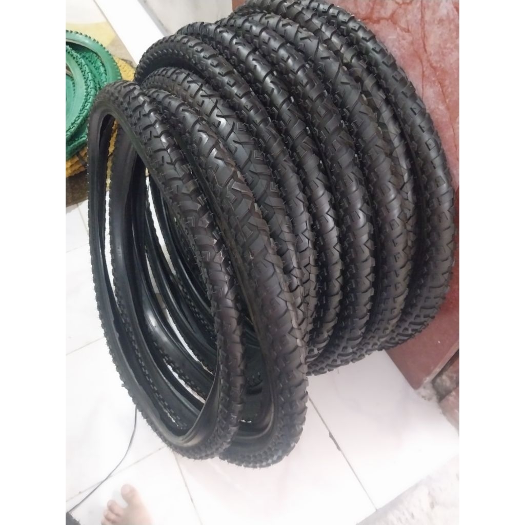 BAN SEPEDA GUNUNG UKURAN 26 X 2,125....BEAR