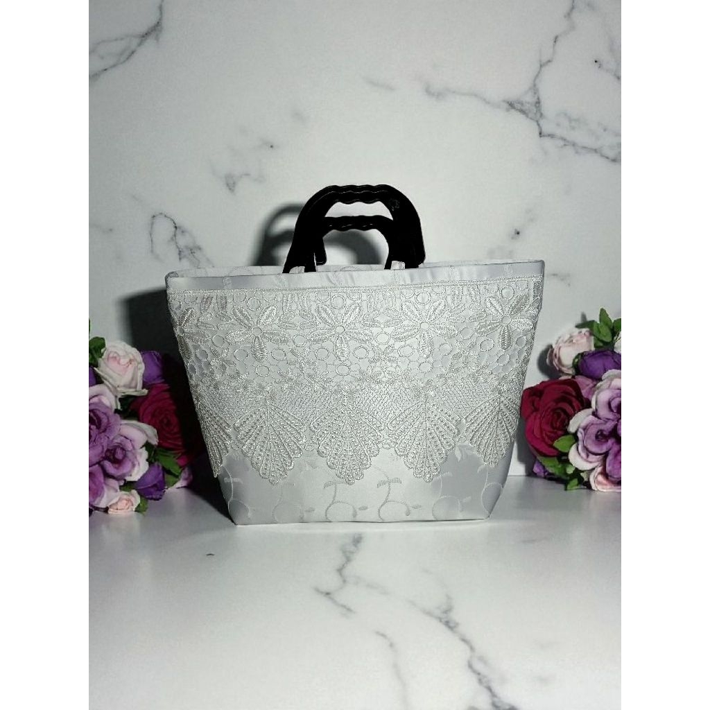 Tas mukena full renda