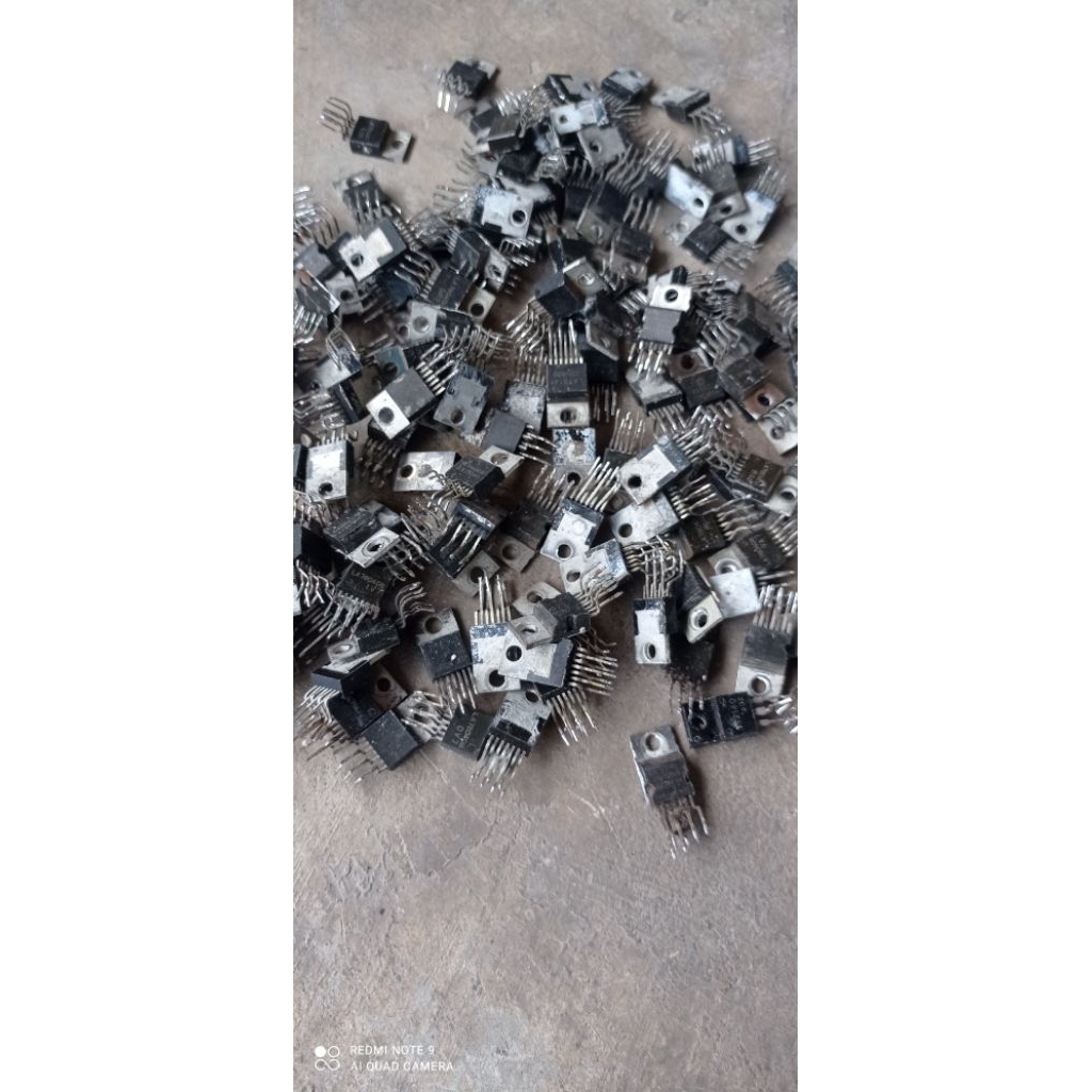 ic vertikal ORI CABUTAN tv tabung random.