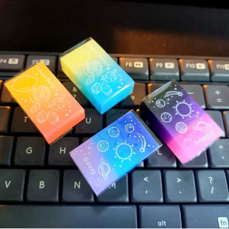 

Penghapus Eraser Galaxy Lemon Berry ERC-24P