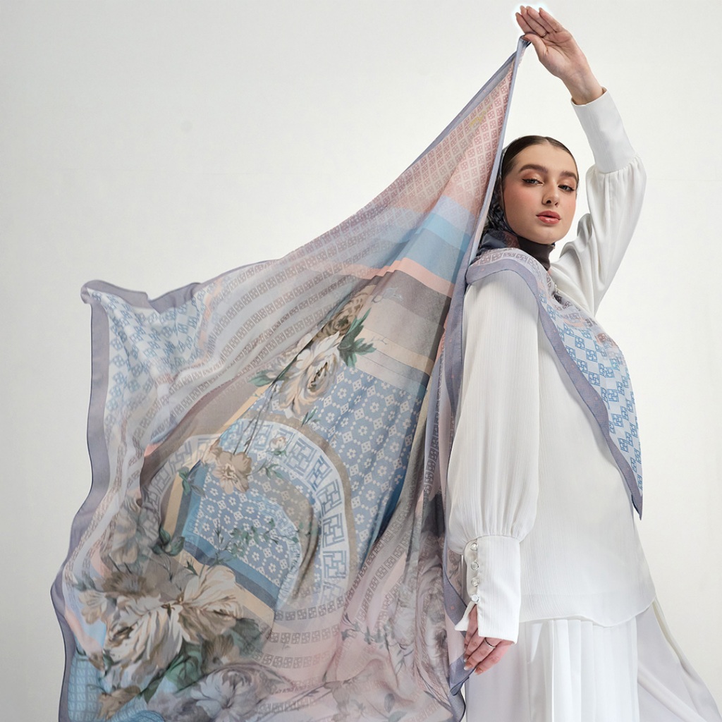IVAN GUNAWAN PRIVE - Fleury Scarf Hijab Motif Segi Empat ORIGINAL By IVAN GUNAWAN