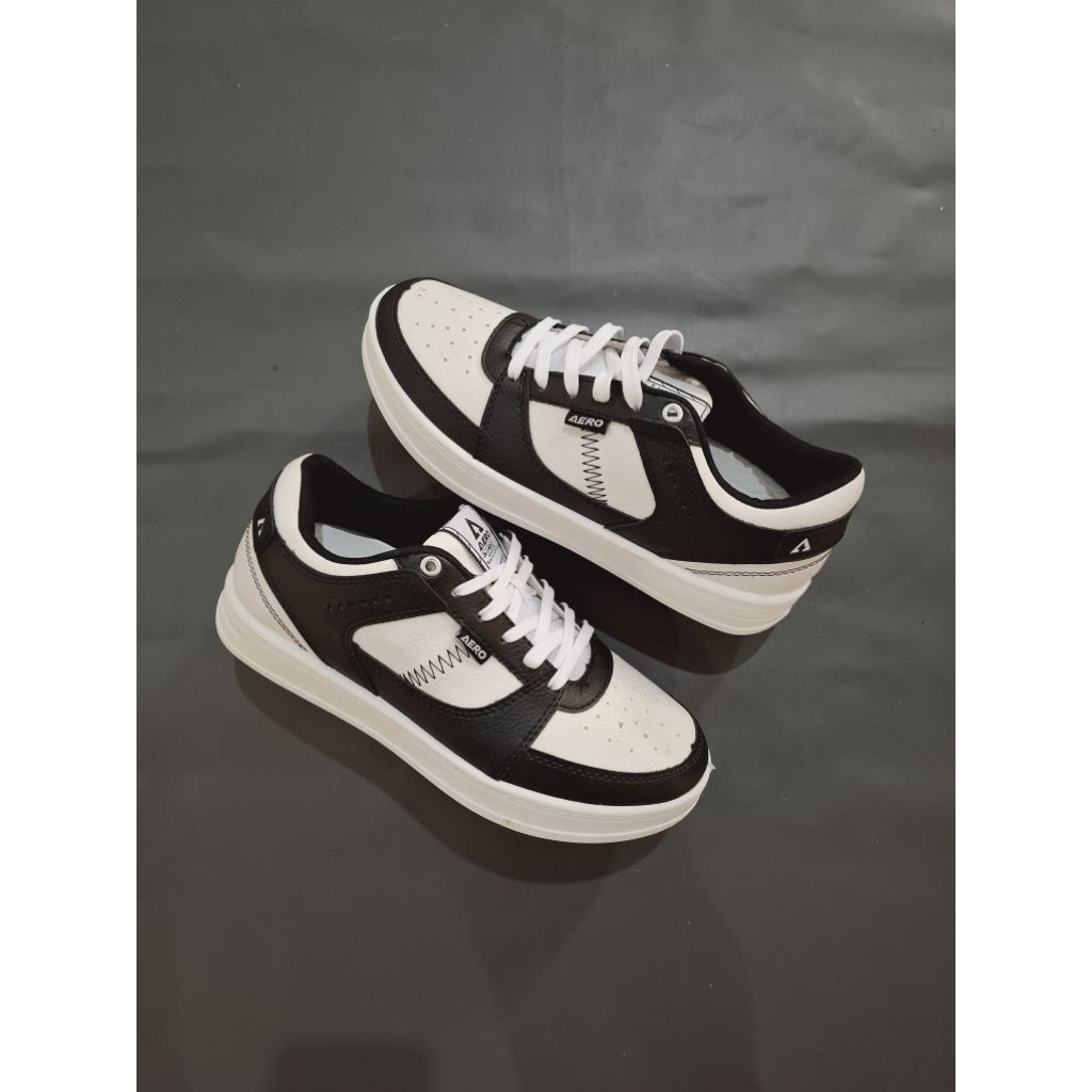 Aerostreet 37-44 Hoops Low - Aerostreet sneakers - Aerostreet Defect