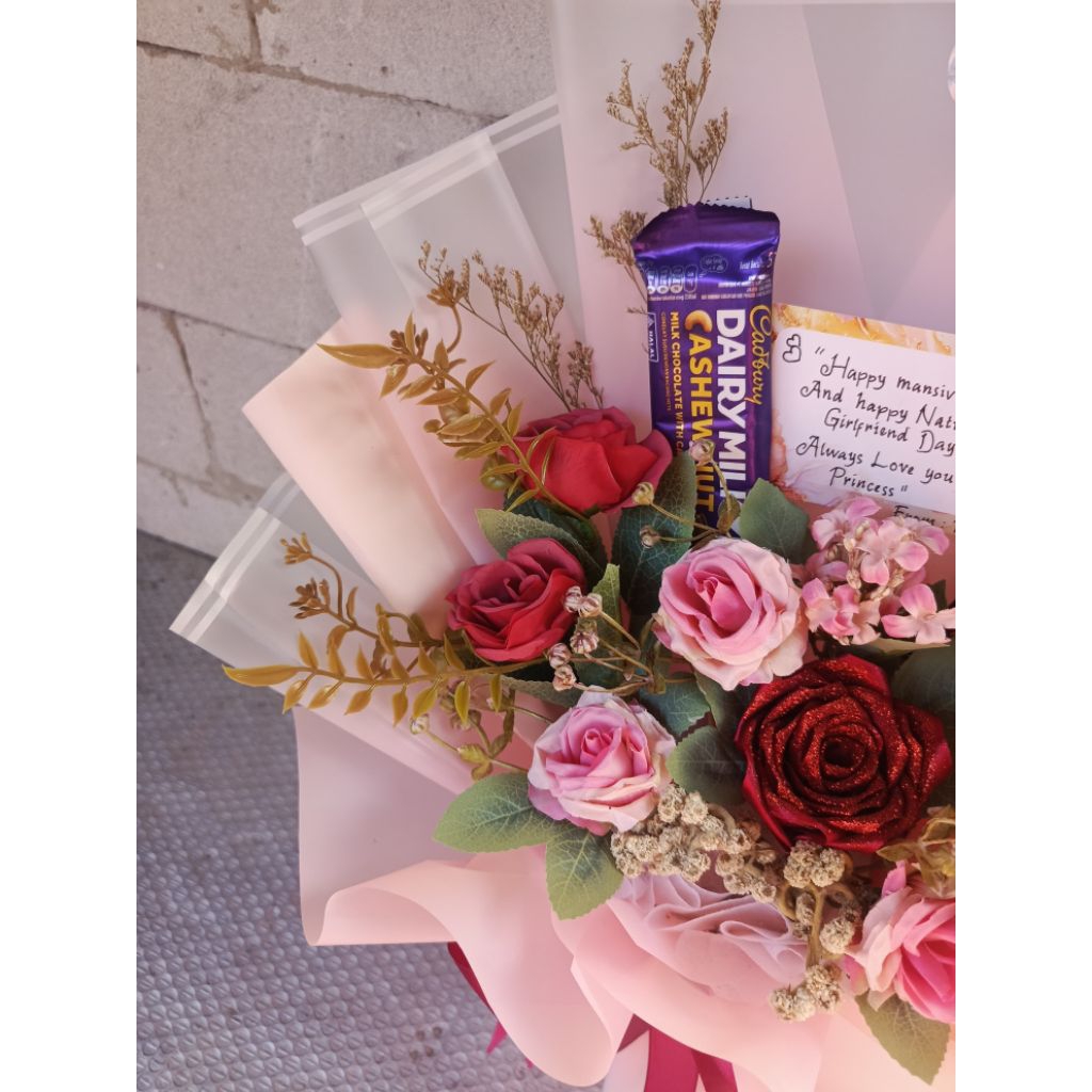Buket Bunga dan Coklat