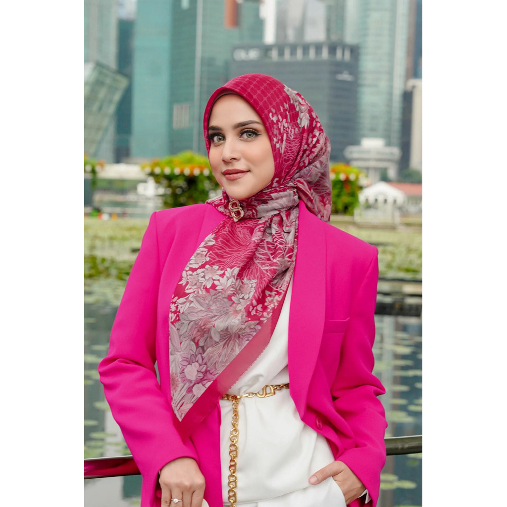 buttonscarves as is ( warehouse sale)