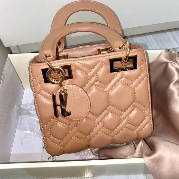 Preloved Bloom Exclusive Bag Heylocal