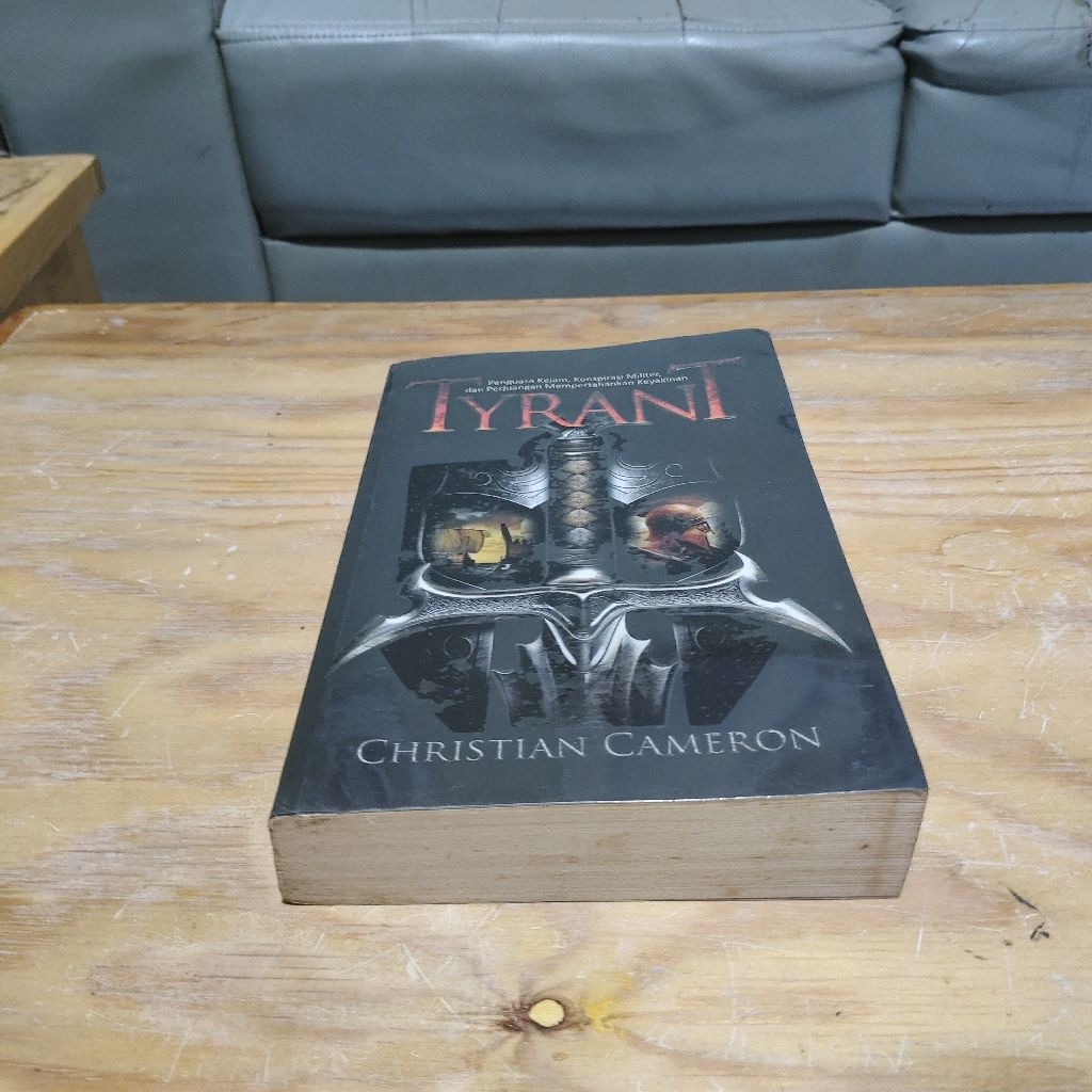 Novel Tyrant
