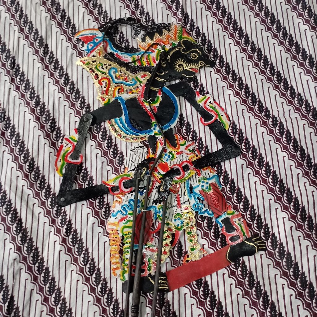 Wayang Kulit Asli Gatotkaca Hitam Standar Dalang