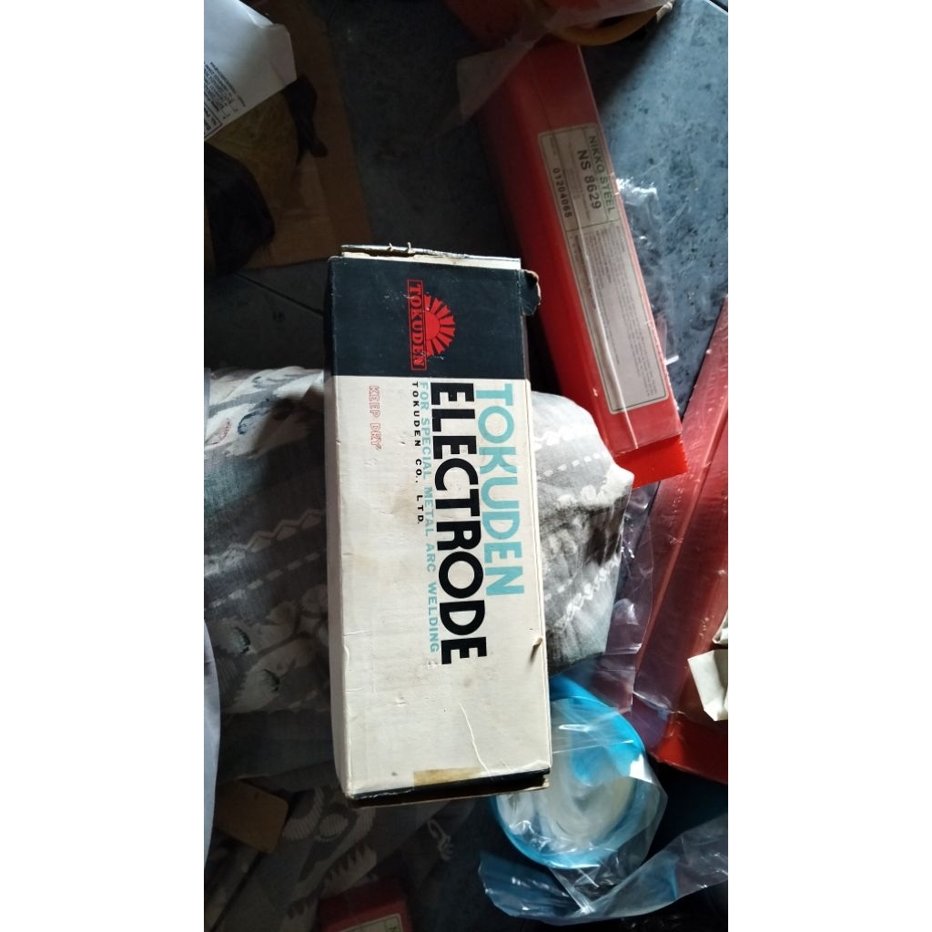 TOKUDEN Kawat Las Stainless steel AWS E347 Size. 2.6MM Harga 1/2kg