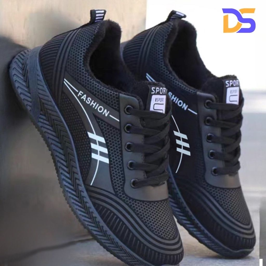 Sepatu Pria Wanita Terbaru Anti Slip Sneakers Casual Trendy/ Sneakers Sepatu Import Premium Quality 