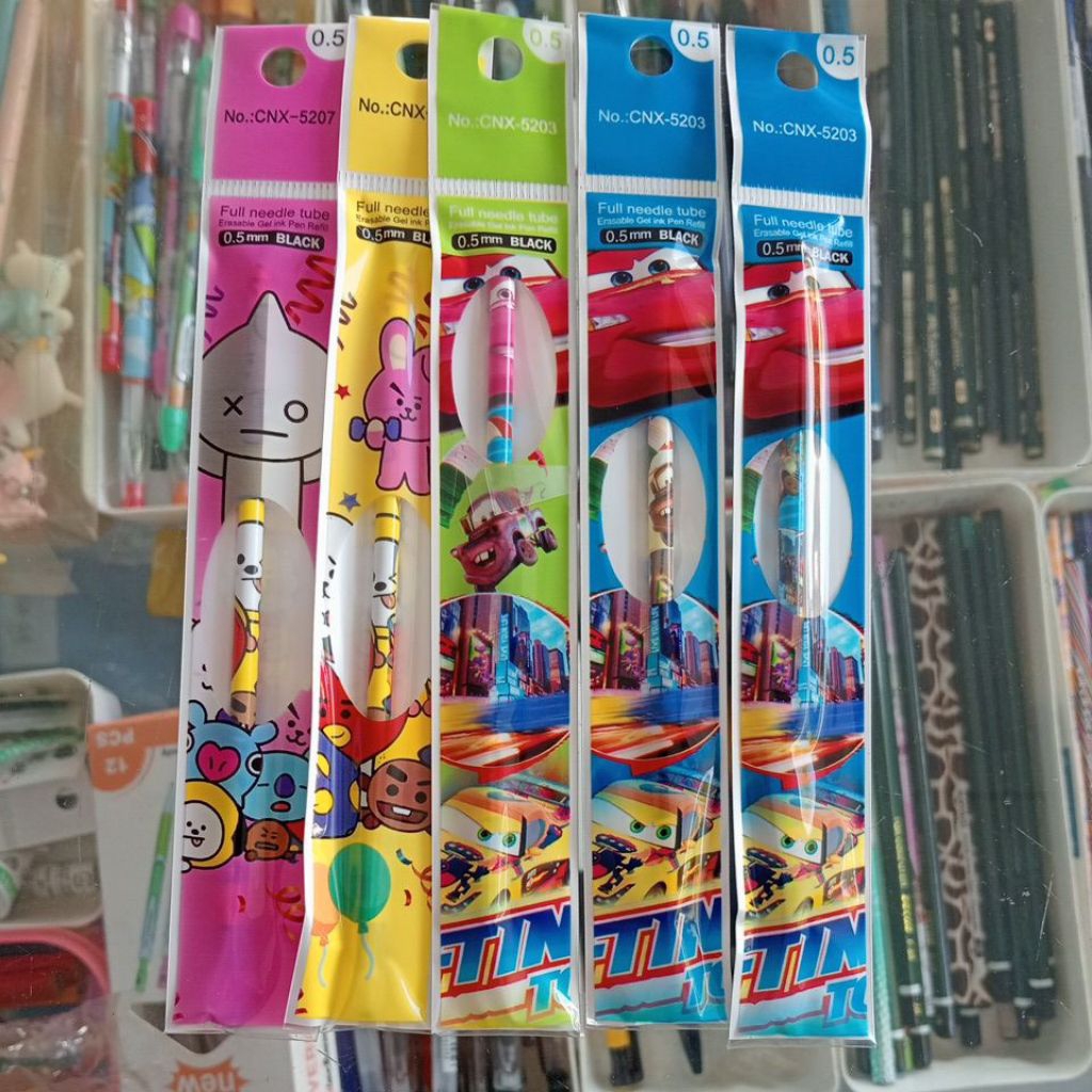 

isi pulpen gel 0,5mm black | random