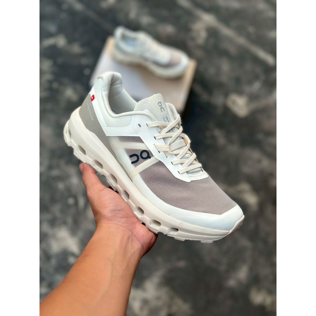 Sepatu Running Lari Pria On CL Vista2 Cream Mocca