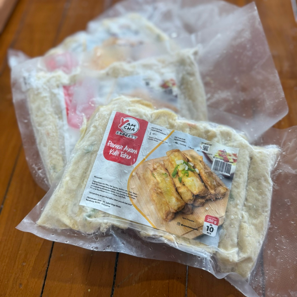 

Yamcha Pangsit Ayam kulit Tahu