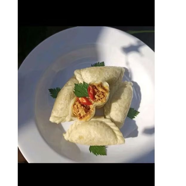 

Cireng Ayam Suwir isi 8 Cireng Perbungkus