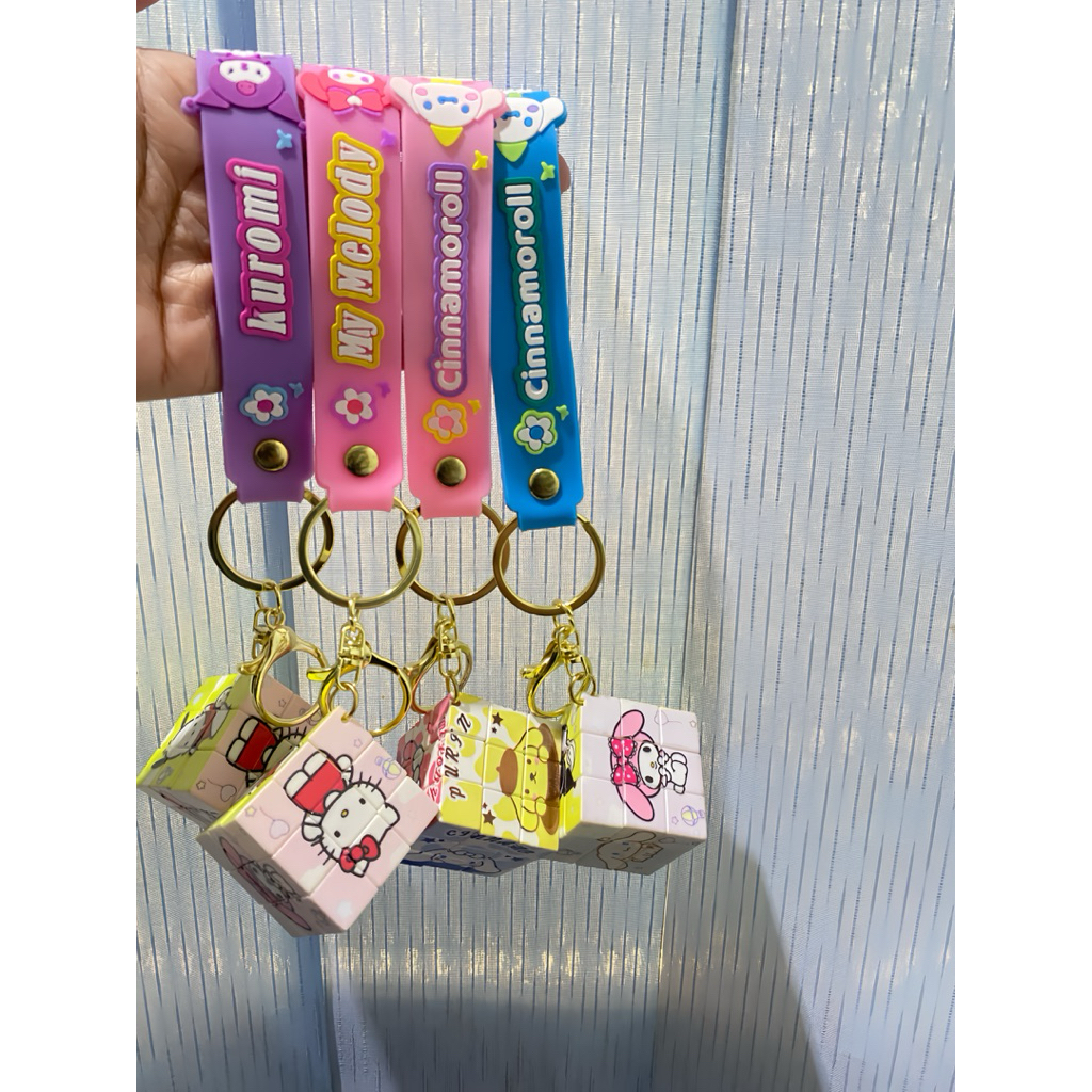 Gantungan Rubik Sanrio Lotso Ganci Aksesoris Tas Kunci Rubik Karakter Sanrio Lotso
