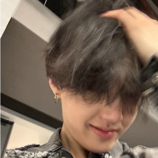 

[buku karakter] poster gulung bergambar