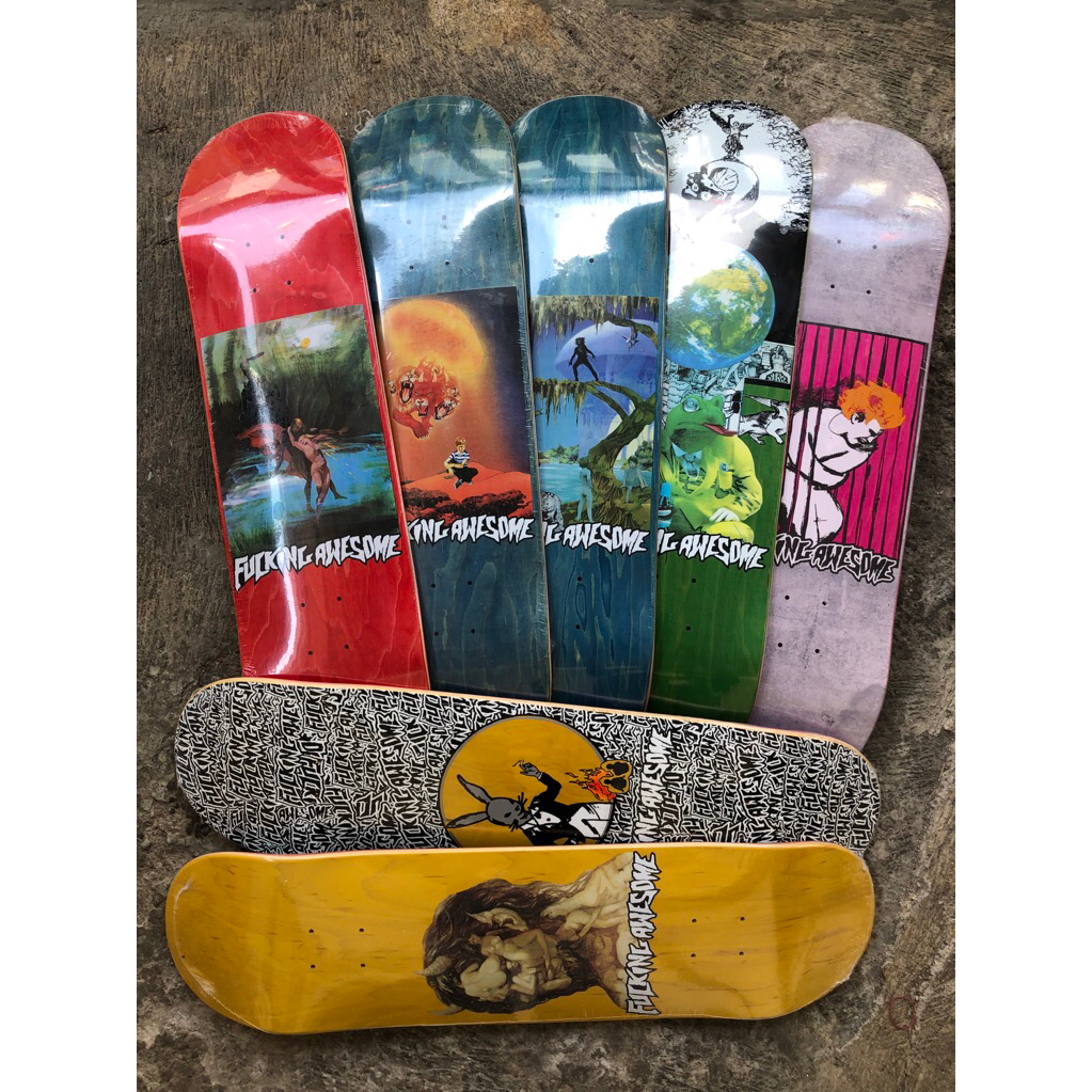 skateboard deck / papan “ FUCKING AWESOME “