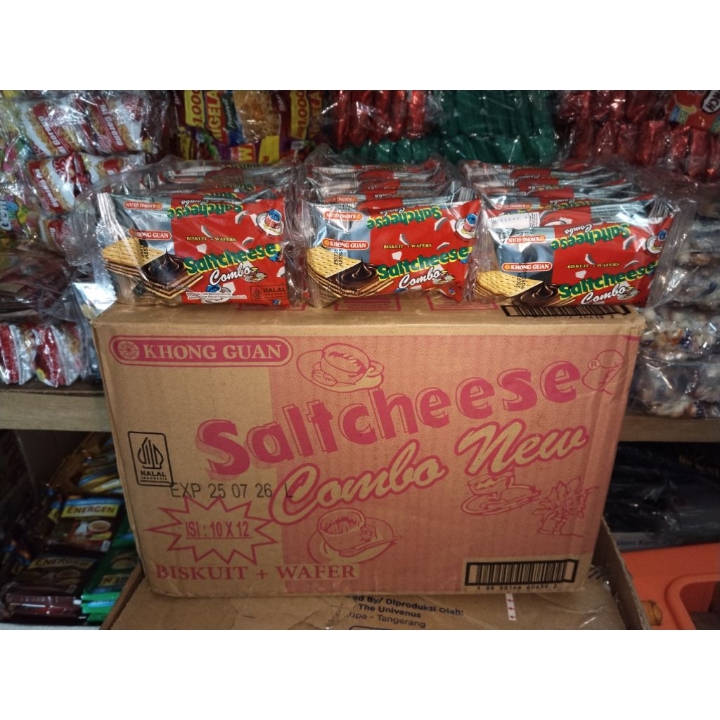 

Khong Guan Saltcheese Combo isi 12 Pak Per Dus