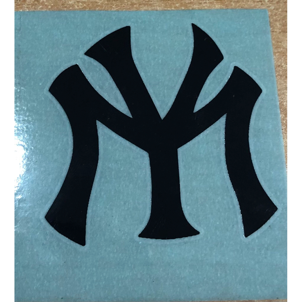 

Stiker loggo MY Uk 4,3 CM x 4,3 CM Warna Hitam