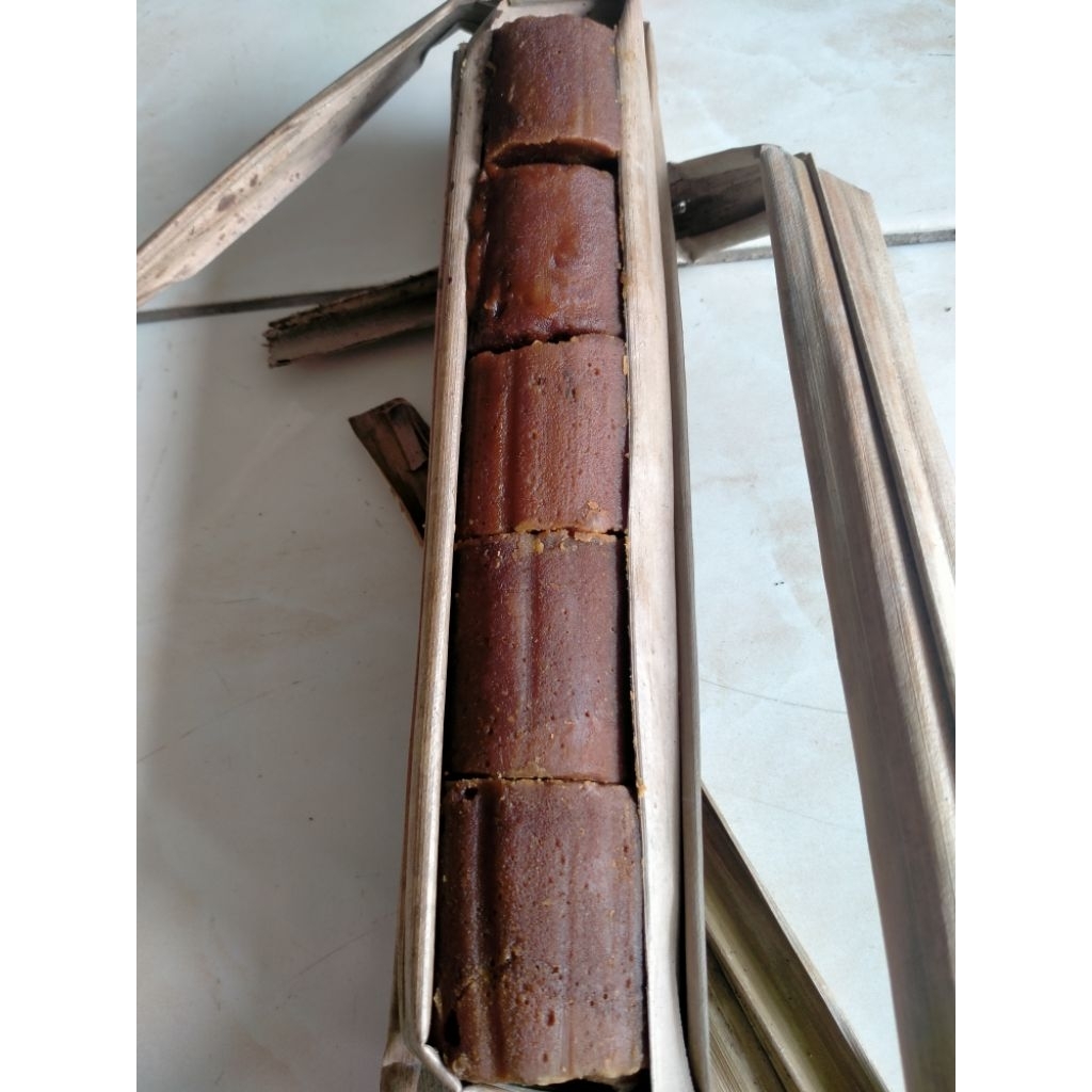 

GULA AREN ASLI CIANJUR TANPA BAHAN PENGAWET 1 PACK ISI 5 PCS