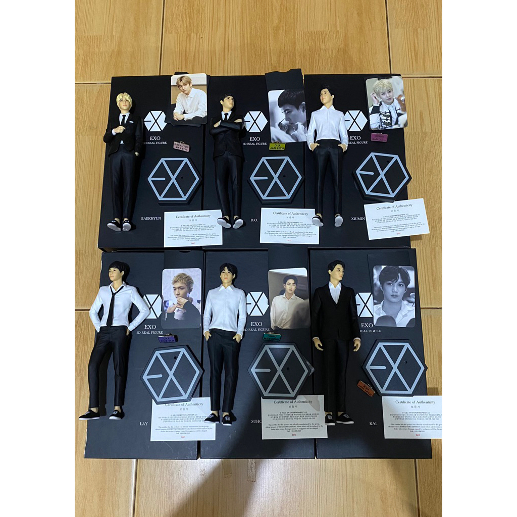 EXO GS25 3D FIGURE OFFICIAL MERCH + PHOTOCARD - XIUMIN SUHO LAY YIXING BAEKHYUN D.O. KYUNGSOO KAI