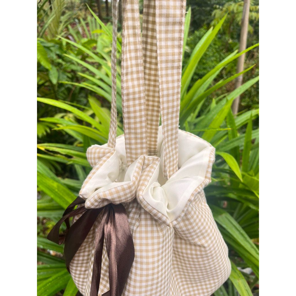 TAS SERUT BUKET BERBAHAN KATUN