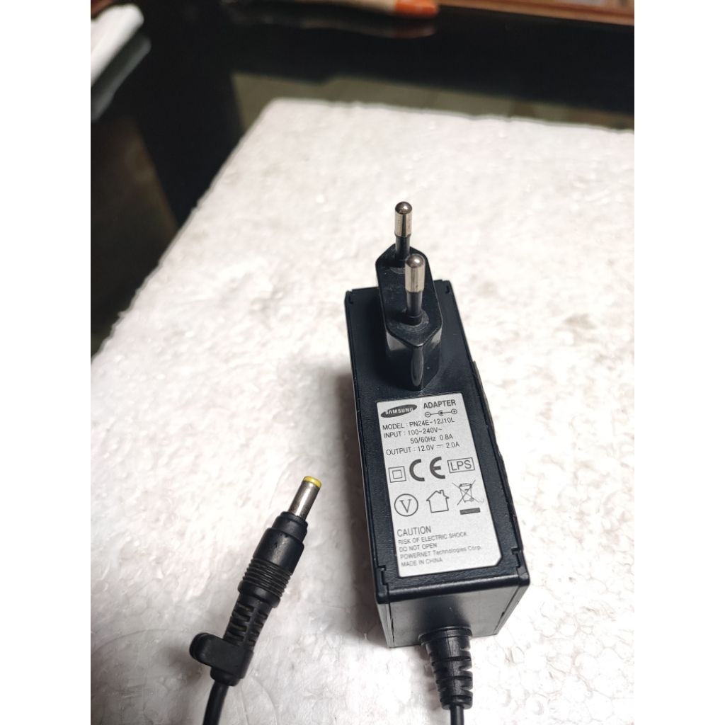 Adaptor SAMSUNG PN24E-12J10L  12VDC 2A Jack 5mm