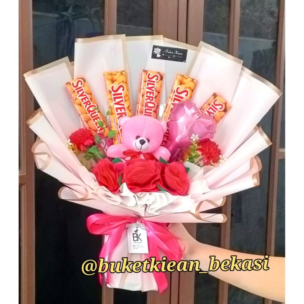 boneka coklat Silverqueen / buket valentine/ buket ulang tahun/ buket anniversary/ buket boneka cokl