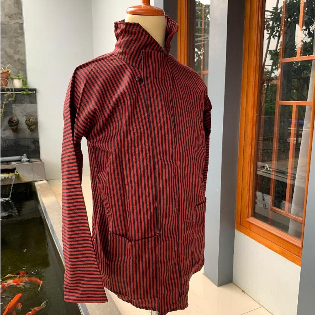 Baju Surjan Lurik Adat Jawa Pria/Baju Lurik Jogja/Baju Surjan Bahan Tenun/Surjan Lurik Pria Dewasa