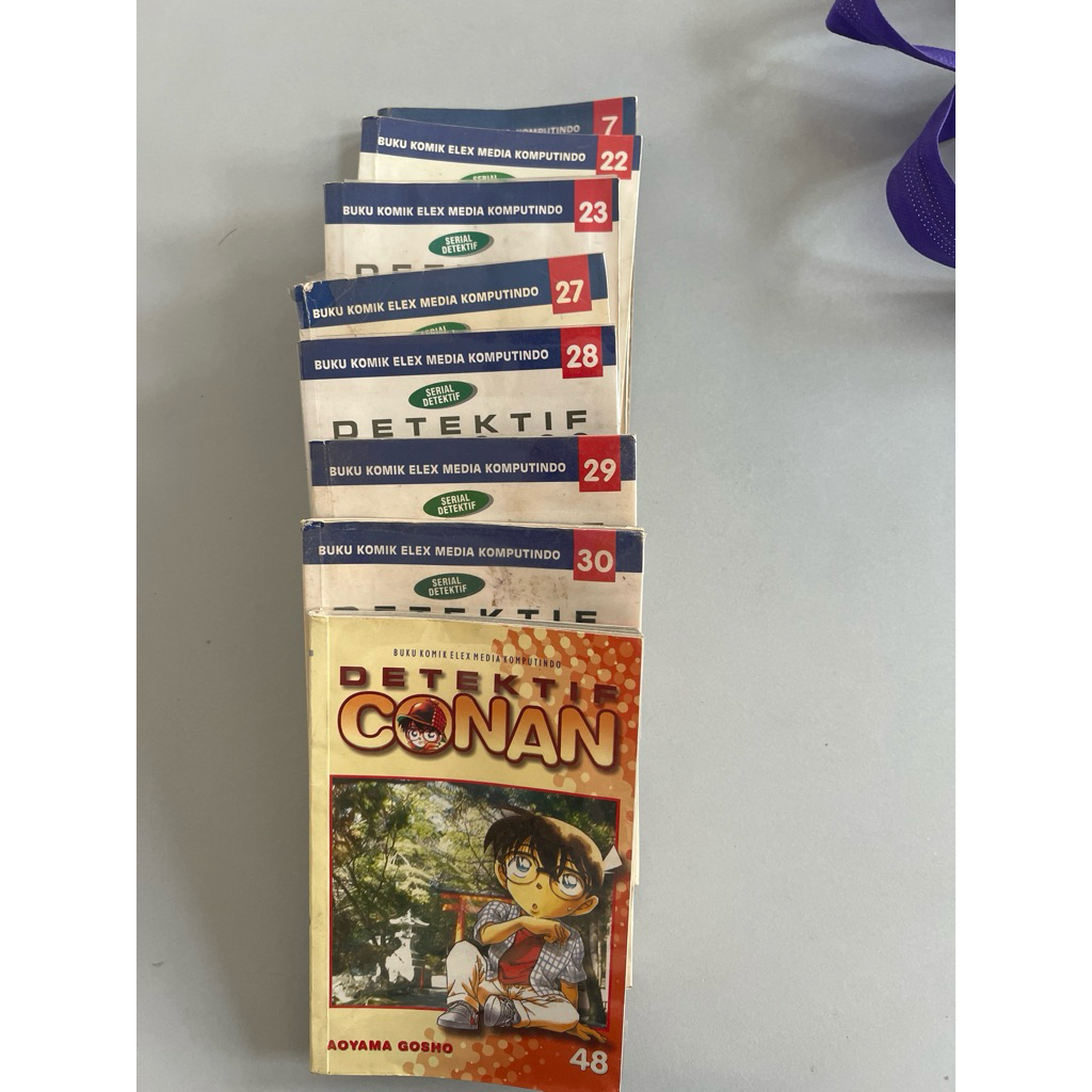komik bekas detektif conan