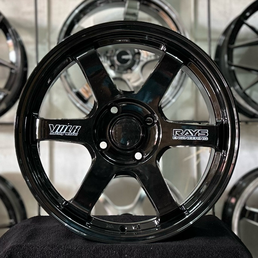 VELG VOLK RAYS TE37 RING 17 LEBAR 7.5 PCD 4X100 / 4X114.3 ET 40 WARNA GLOSS BLACK