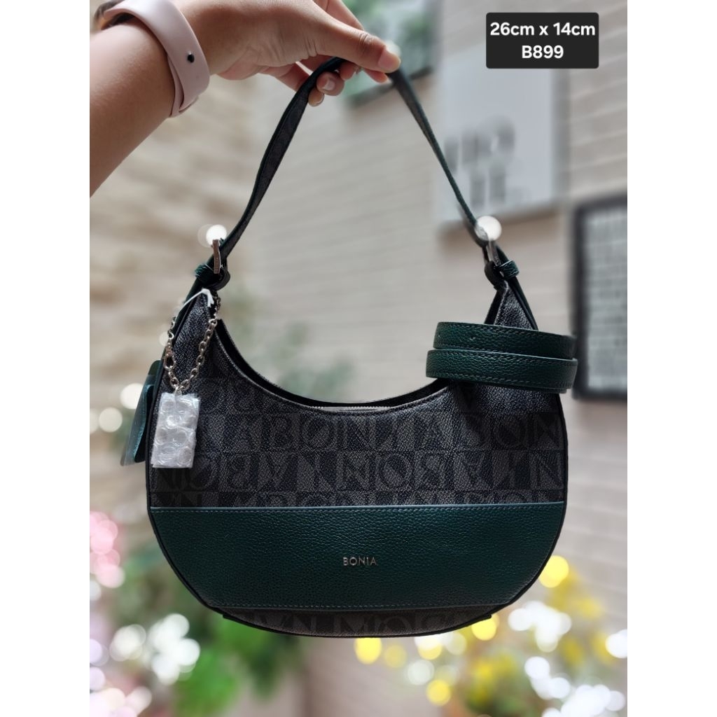tas Hobo monogram hitam Lis hijau Bonia ori