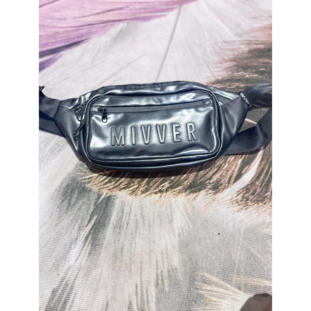 TAS SELEMPANG PRIA ANTI AIR warna HITAM